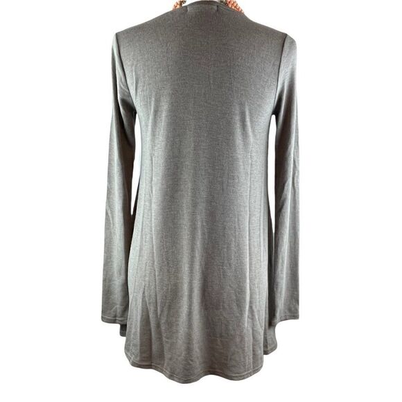 Long sleeve knit v-neck sweater (0023) - Picture 6 of 10